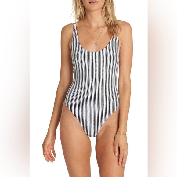 Billabong Women's Get in Line One Piece
Swimsuit - MEDIUM (Black/White) - Picture 9 of 11